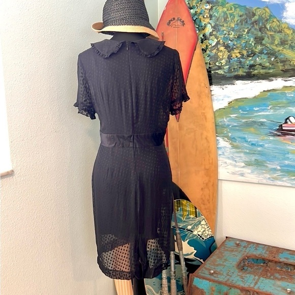 ,L'école des Femmes,Exquisite Soft Dotted Swiss,Slip Included,Stunning,Size 4 - Picture 13 of 16